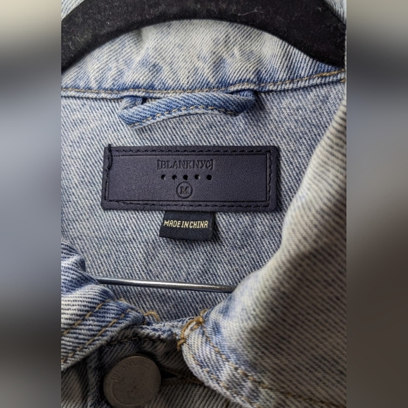 BLANKNYC Bonnaroo Blue Denim Two Tone Fringe Western Jean Jacket Size M - Picture 11 of 11